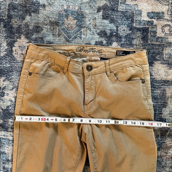 Buffalo David Bitton Mid-Rise Skinny jeans in Beige. Size 4 - Picture 5 of 10